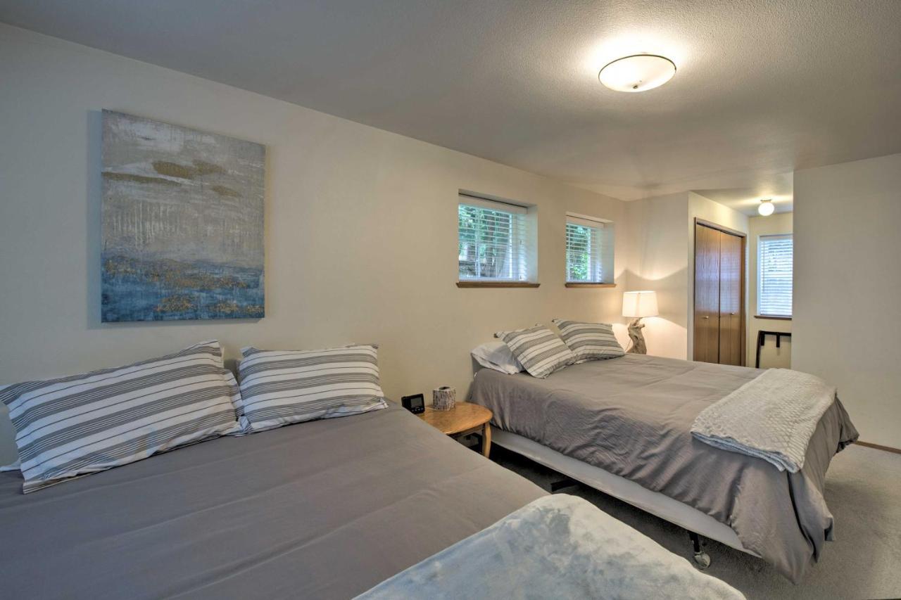 Warm Beach Hideaway With Private Beach! Stanwood 外观 照片